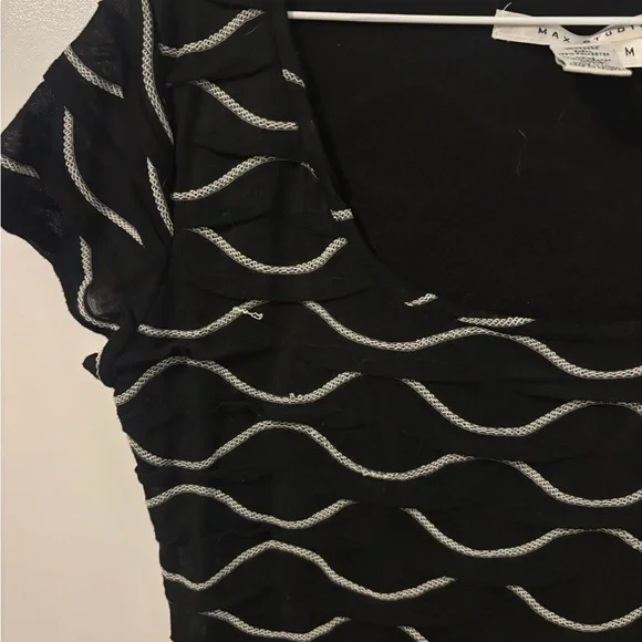 Max Studio Black Slight Ruffled Dress with White Wave Design - Picture 2 of 4